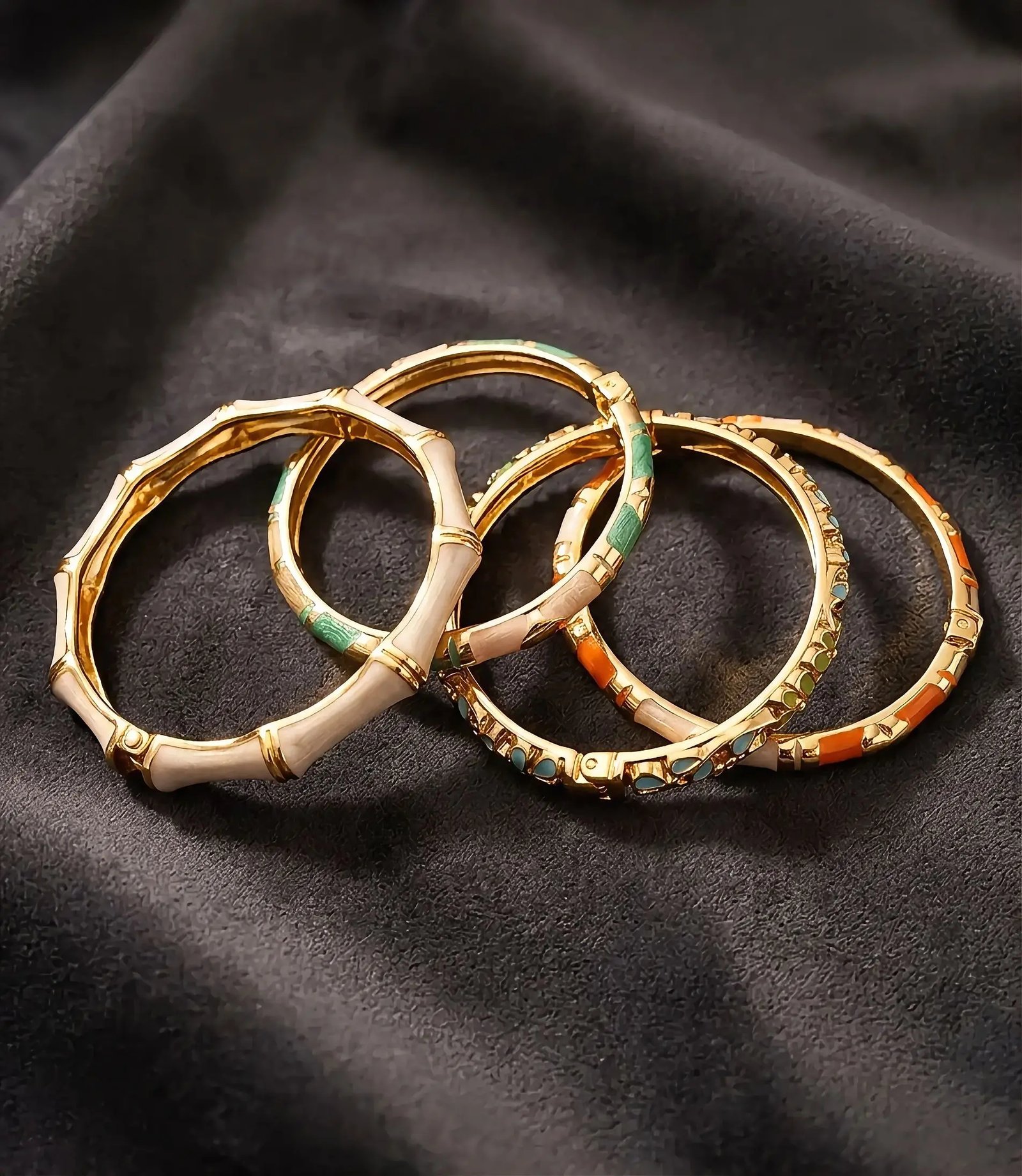 lv_0_20260811194639 Modern Women's Sophisticated Bracelet Set